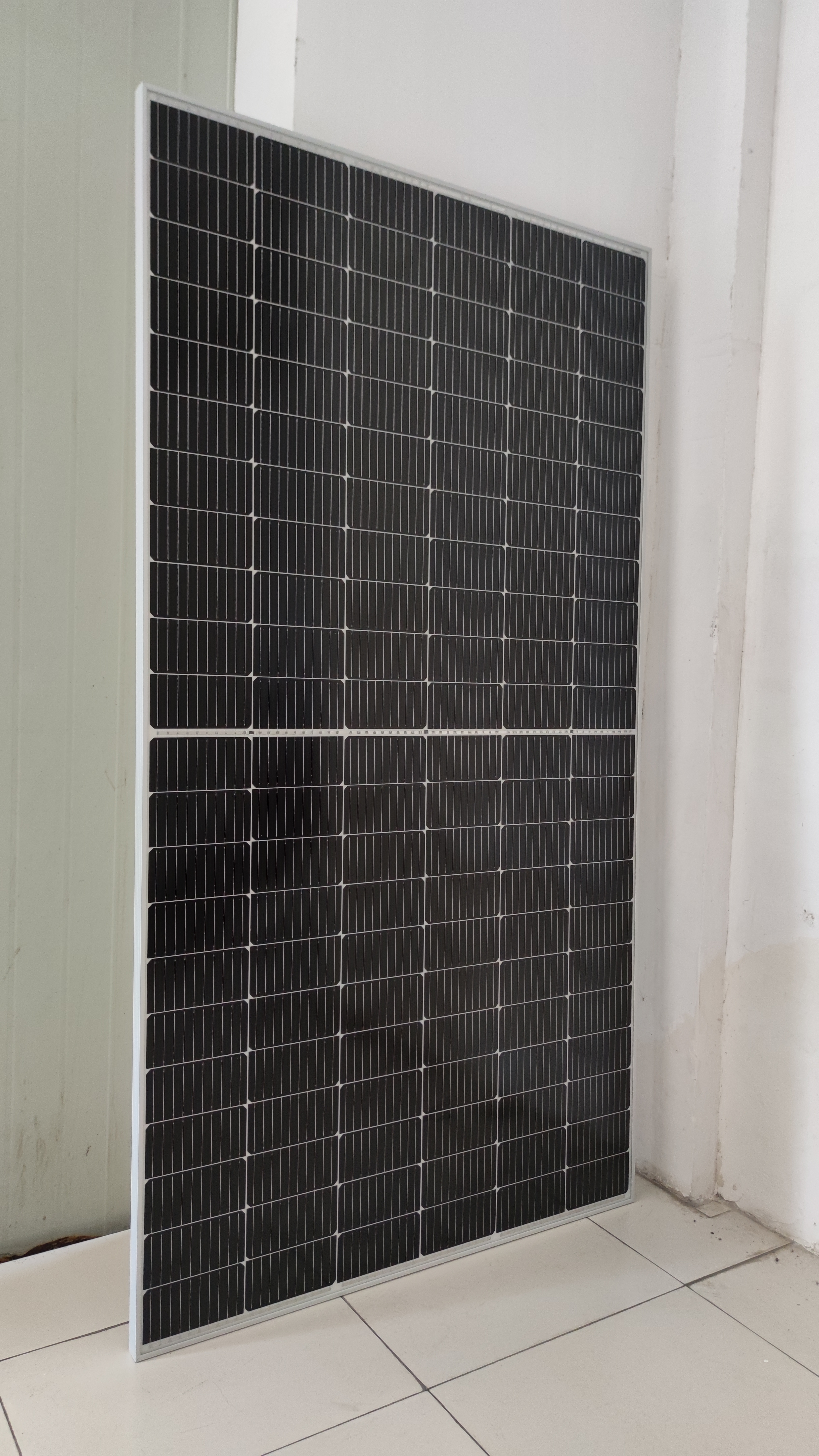 Solar preço barato boa qualidade painéis solares mono de 510 W mais vendidos painel fotovoltaico tipo N de célula solar de 182 mm para o sistema