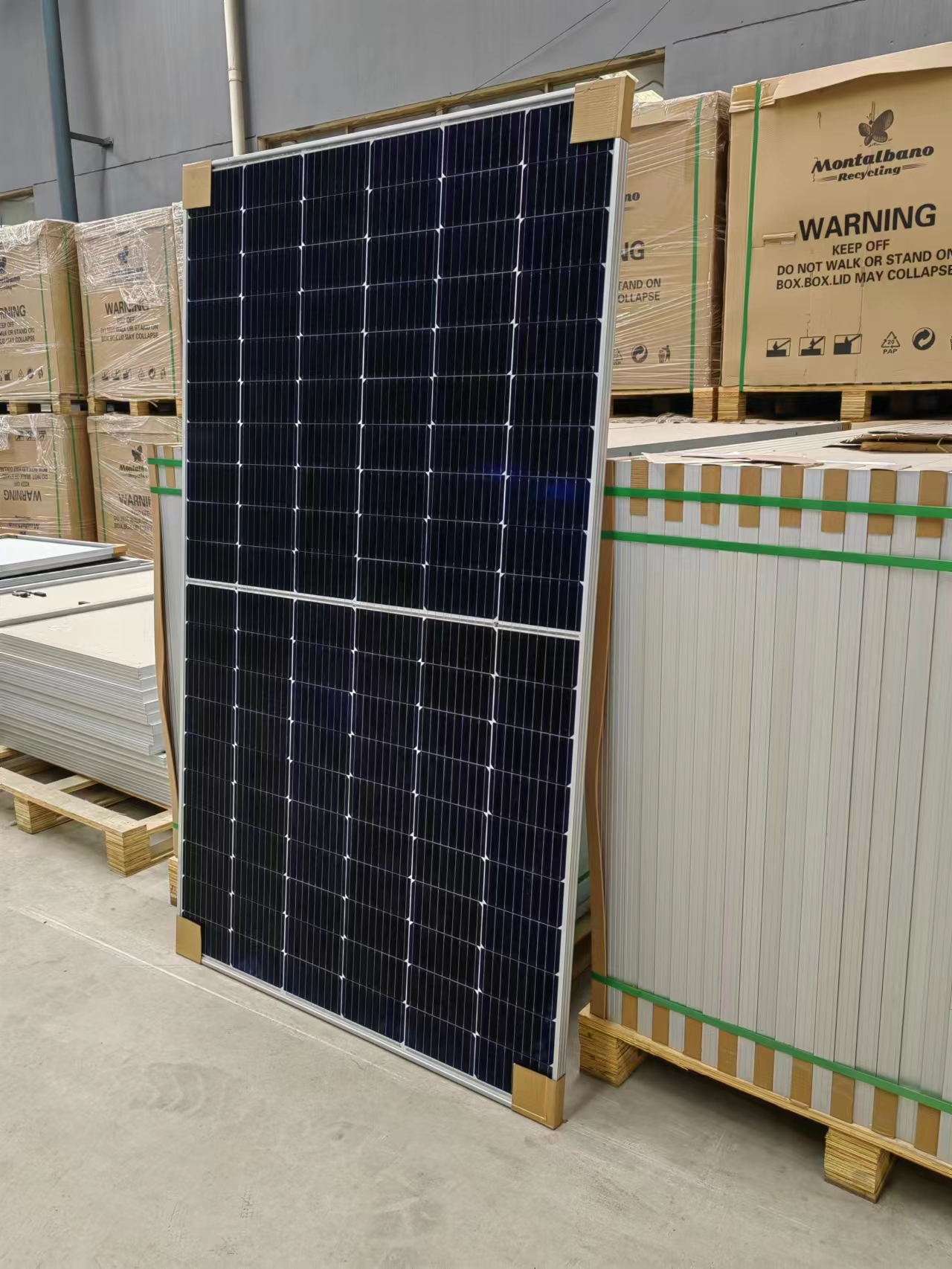 Painel solar do módulo fotovoltaico de 450 W com garantia de produto de 30 anos e serviço OEM