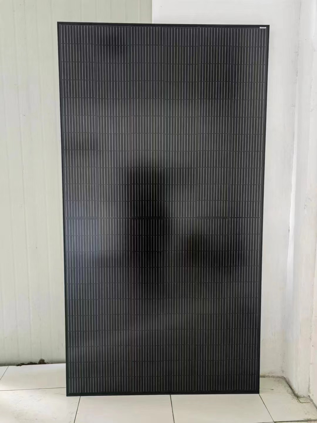 Atacado 710W Mono Painéis Solares Tipo N Painel Solar de Vidro Duplo Topcon com Alta Eficiência para Casa 