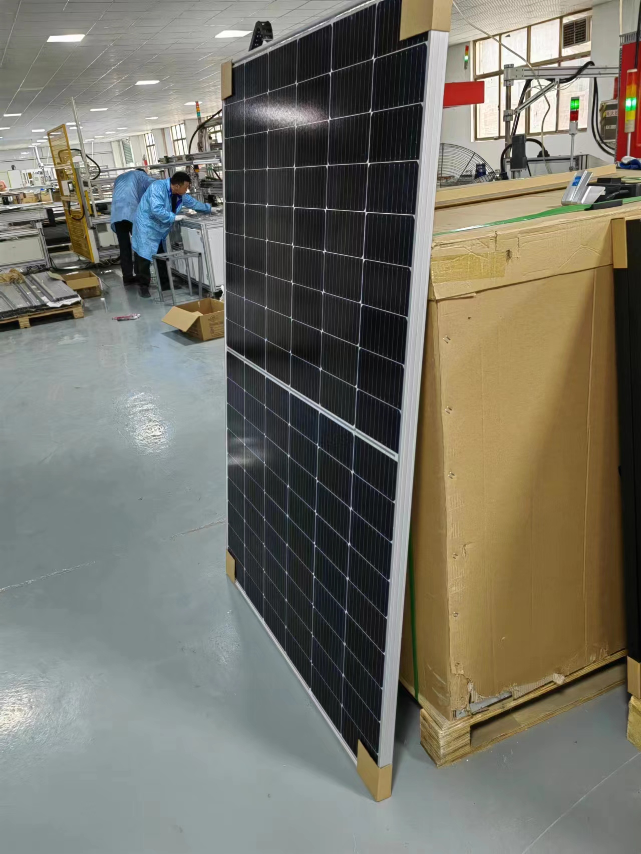 Painéis monocristalinos solares de meia célula do painel solar 400W com 30 anos de garantia